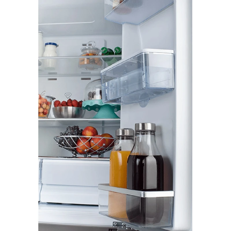 یخچال فریزر ساید بای ساید 28 فوت ایکس ویژن مدل TF541-AWD/ASD، دارای نمایشگر، آبسردکن، یخساز نیمه‌اتوماتیک، بدون برفک، با ارتفاع 185، عمق 67.8 و پهنای 86 سانتی‌متر، میزان مصرف انرژی A+، دارای 3 طبقه در